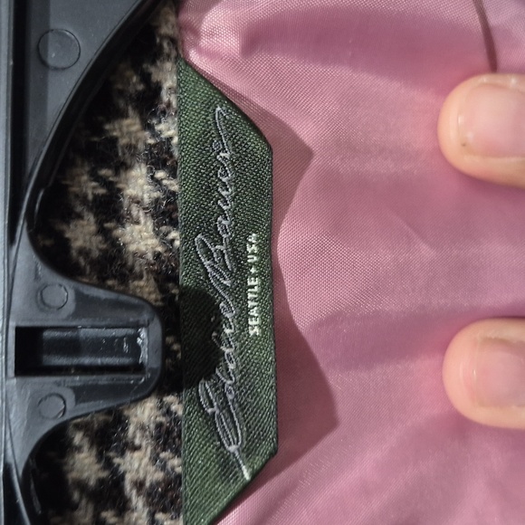 Eddie Bauer Women's Houndstooth Blazer 100% Wool. Black and Brown Size 6. - Picture 6 of 13